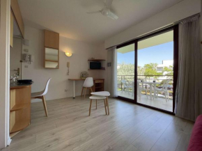 Studio confortable avec balcon, parking, piscine proche port La Rochelle - FR-1-246-664